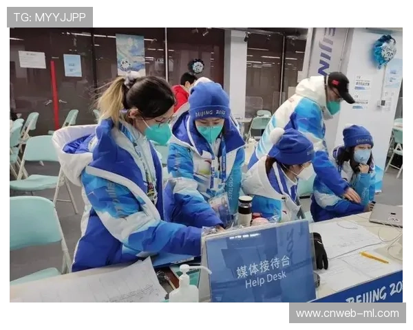 冬奥志愿者制服设计揭秘，意式传统刺绣融合可回收材质