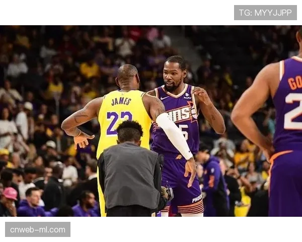 湖人主场迎战太阳，西部排名之争成焦点战役